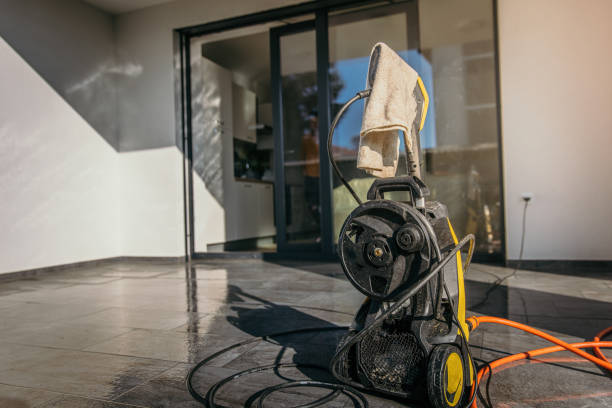 Best Parking Lot and Garage Cleaning  in De Witt, NY